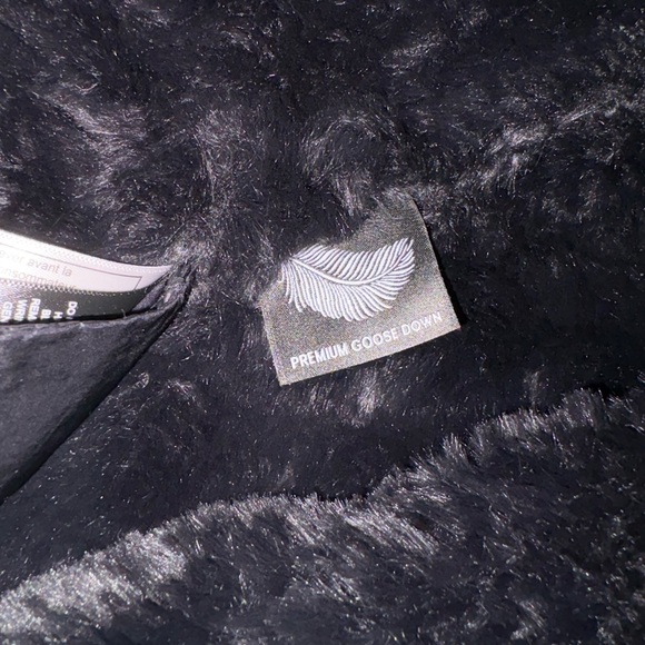 TNA Black Puffer Jacket - Picture 6 of 7